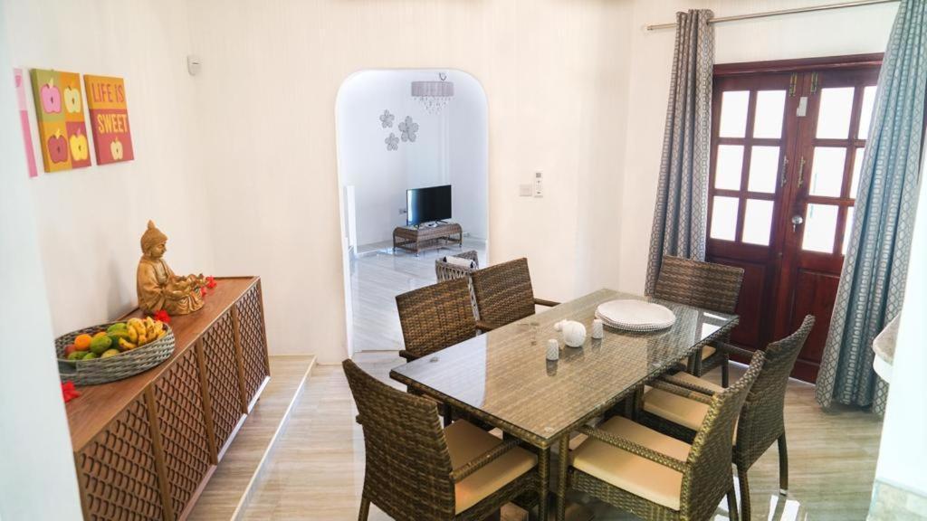 Hotel Ogumka, Self Catering , Beoliere, Mahe Victoria Zewnętrze zdjęcie